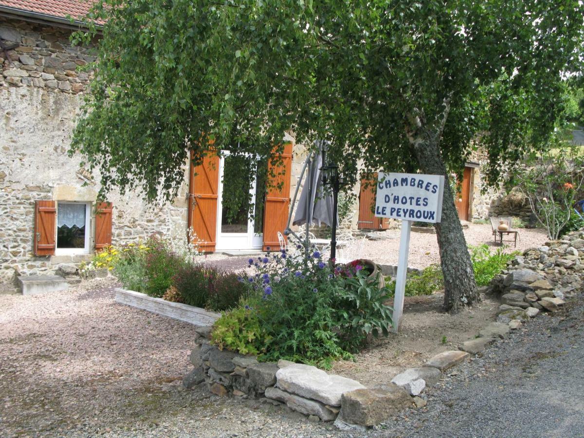 Le Peyroux Bed and Breakfast Teilhet  Buitenkant foto